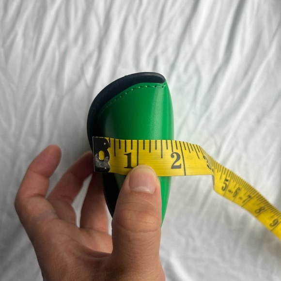 Brand New 2025 Bottega Veneta Sunglasses Case Clutch Wallet Green Faux leather - Picture 6 of 8